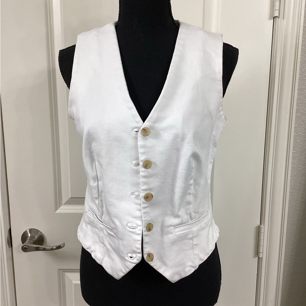 Evereve Crisp White Garment